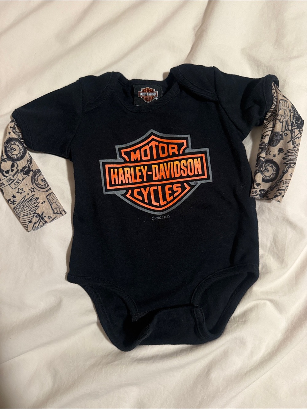 Harley-Davidson Black baby onsie shirt 0/3 months with faux tattoo sleeves!